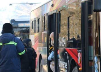 Цахим төлбөрийн систем нэвтрүүлснээр нийтийн тээврийн орлого 69 хувиар өсжээ