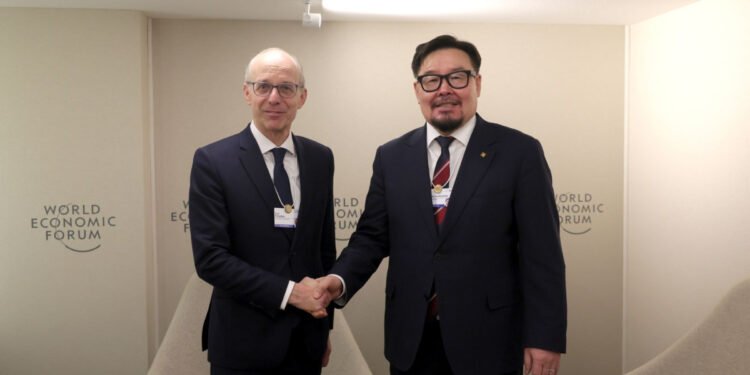 Ерөнхий сайд Г.Занданшатар Швейцарын Холбооны Улсын Ерөнхийлөгч Ги Пармелантай уулзав