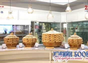 “Талх Чихэр” ХК сар шинийн хамгийн том тавгийн идээ заслаа