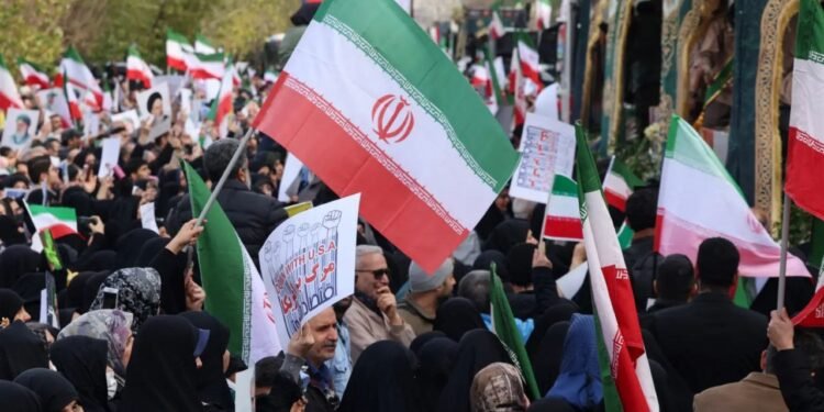 Ираны дэглэм ард иргэдийнхээ эсрэг ил дайн зарлалаа