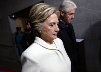 Эпштейний хэрэг: Билл, Хиллари нар мэдүүлэг өгөхөөр бэлдэж байна