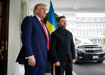 Зеленский, Трамп нар ОХУ-тай хэлэлцээ хийх талаар ярилцав