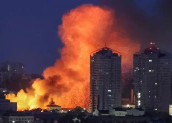 ОХУ Киев, Харьков хотууд руу олон тооны пуужин, дроноор өргөн хүрээг хамарсан довтолгоо хийжээ