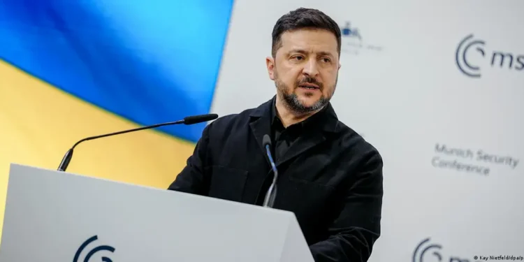 Зеленский: АНУ ч Украинаас Донбассаа өгөхийг шаардаж байна