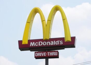 McDonald’s үйлчлүүлэгчдээ эргүүлэн татаж байна