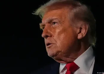 Трамп: Иранчууд хэлэлцээр хийхийг хүсч байна, гэхдээ хэдийнэ оройтсон