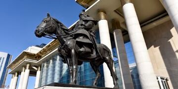 Монгол Улс “Сенчири-5” бондыг олон улсын зах зээлд амжилттай арилжааллаа